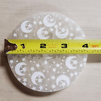 4" Round Charging Plate With Moon & Stars Design