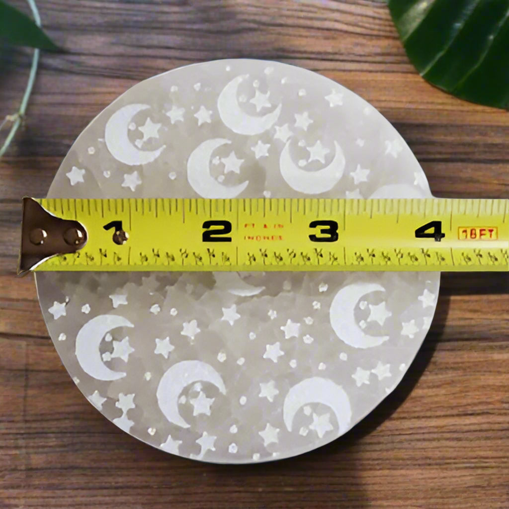 4" Round Charging Plate With Moon & Stars Design