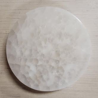 4" Round Charging Plate With Moon & Stars Design