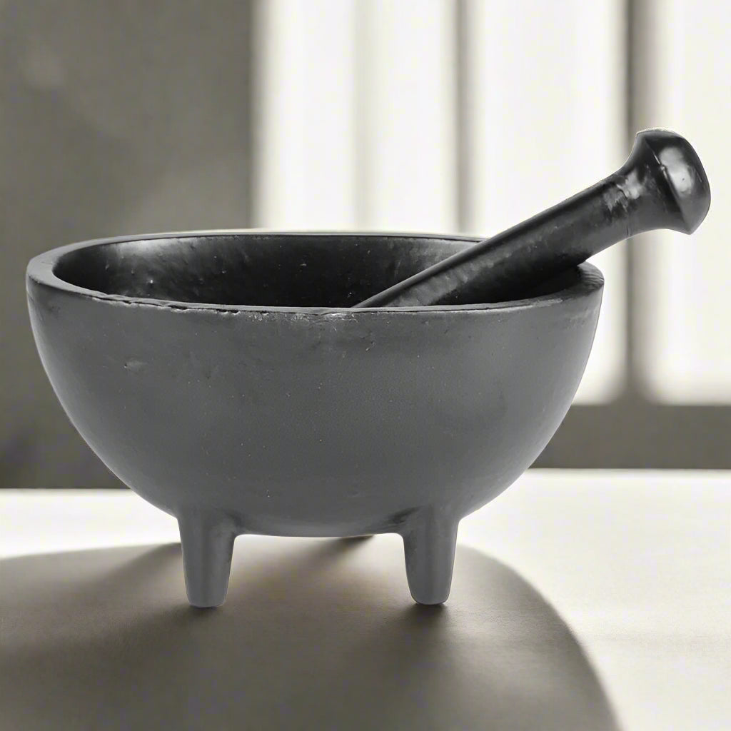 Cast Iron Mortar & Pestle 5.5" x 3.5" x 3.1"