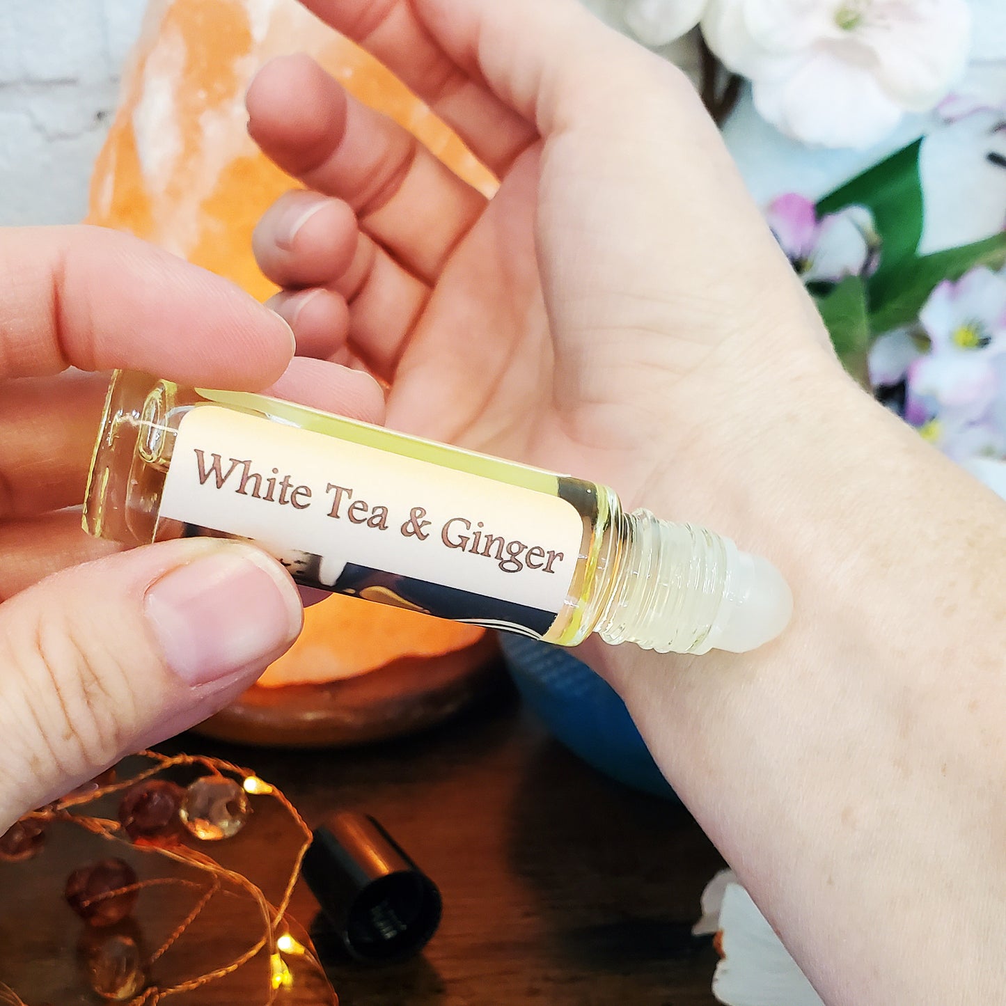Shadow Scents White Tea & Ginger Roll-On Perfume Body Oil – Clean Tea Fragrance with Ginger & Spices, Unisex Perfume Oil
