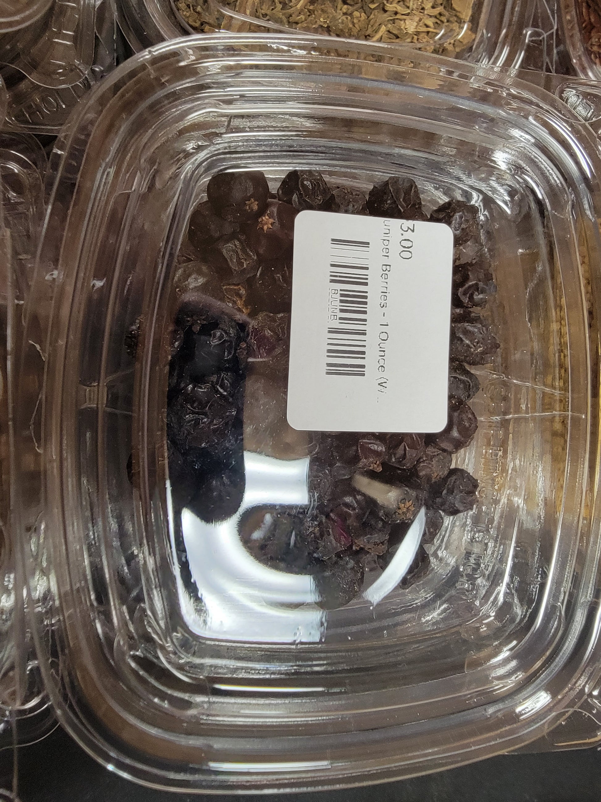 Juniper Berries - 1 Ounce (Whole Berries)